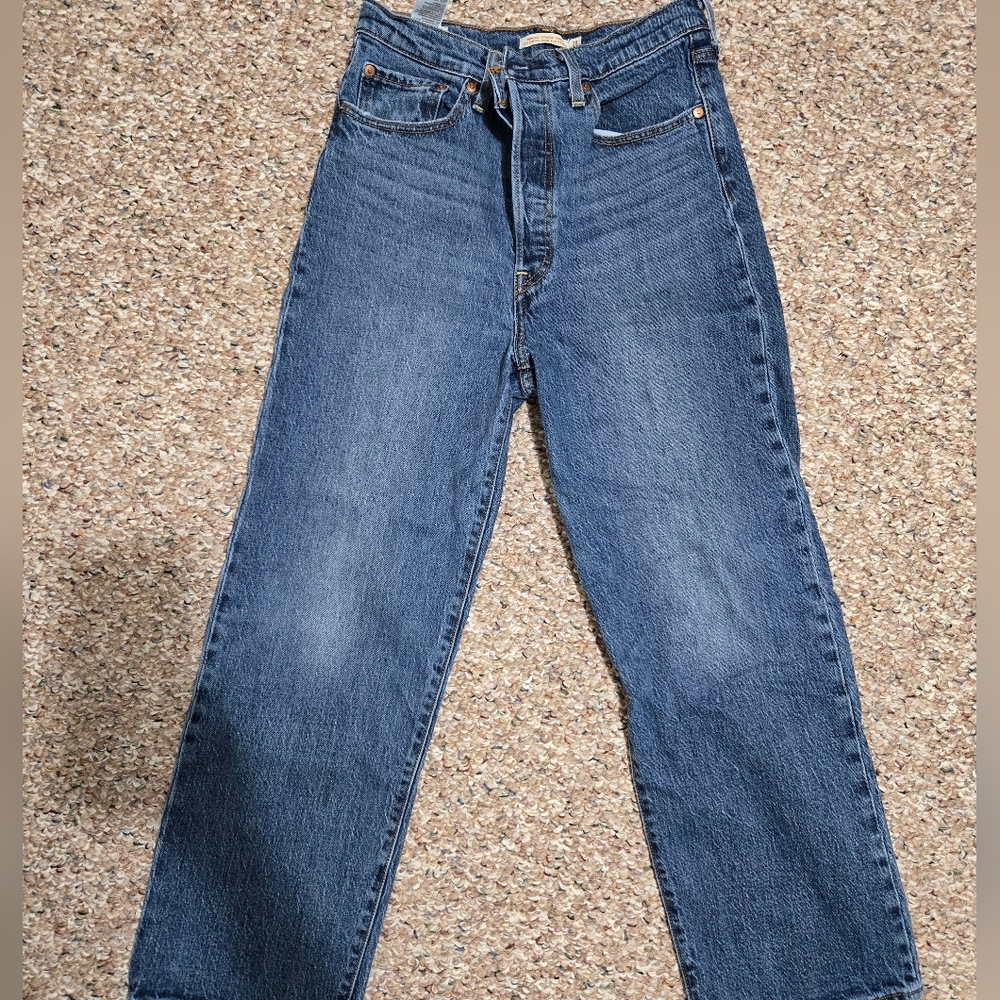 Levis Ribcage Jeans